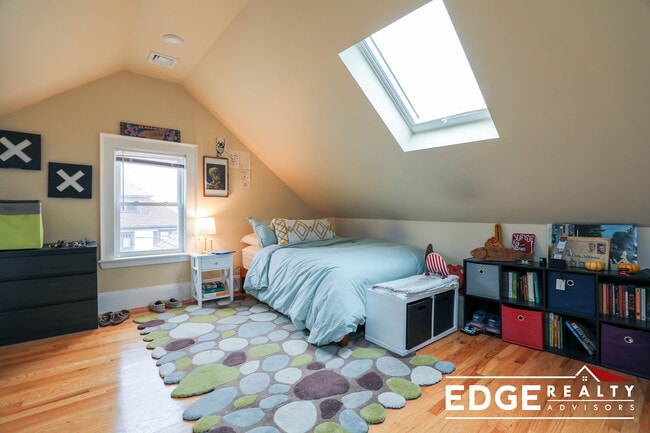 Building Photo - 34 Matchett St