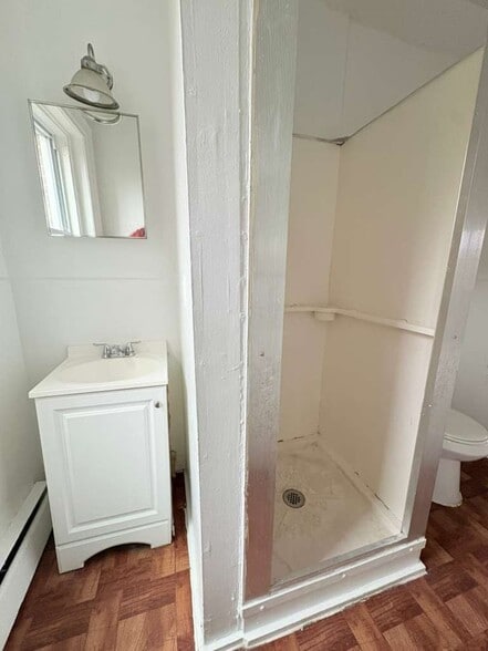 Building Photo - 703 Howard Ave