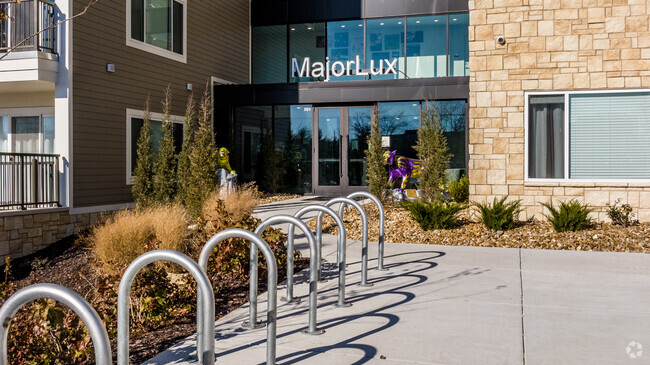 Front Entrance - Majorlux Luxury Apartments