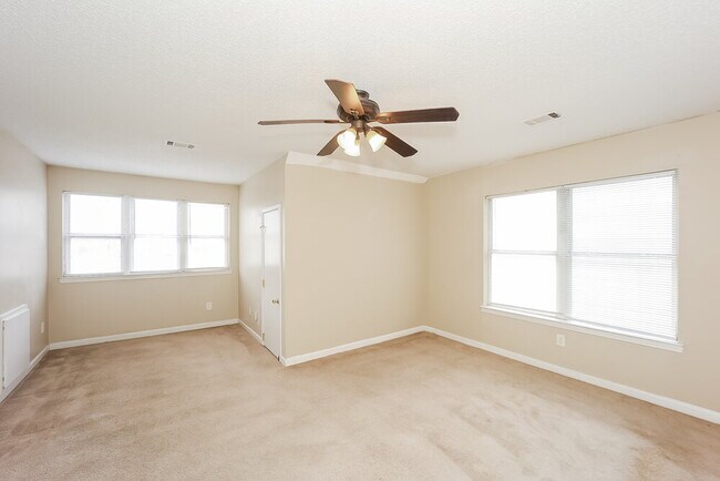 Building Photo - 705 Addy Cove