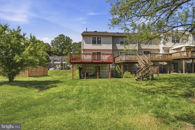 Building Photo - 3052 Benefit Ct