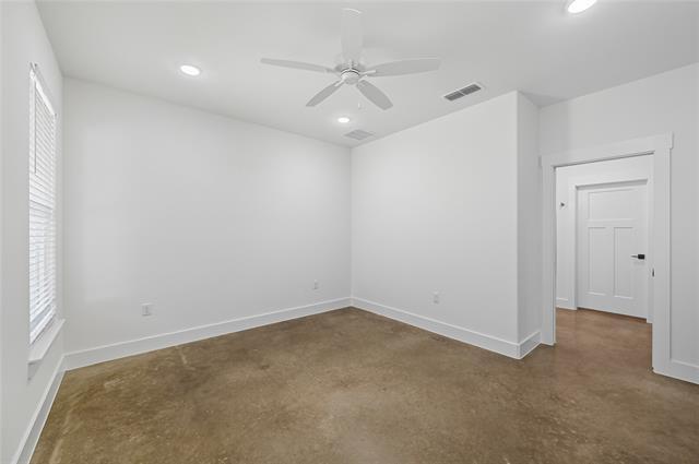 Building Photo - 211 Wood Ct