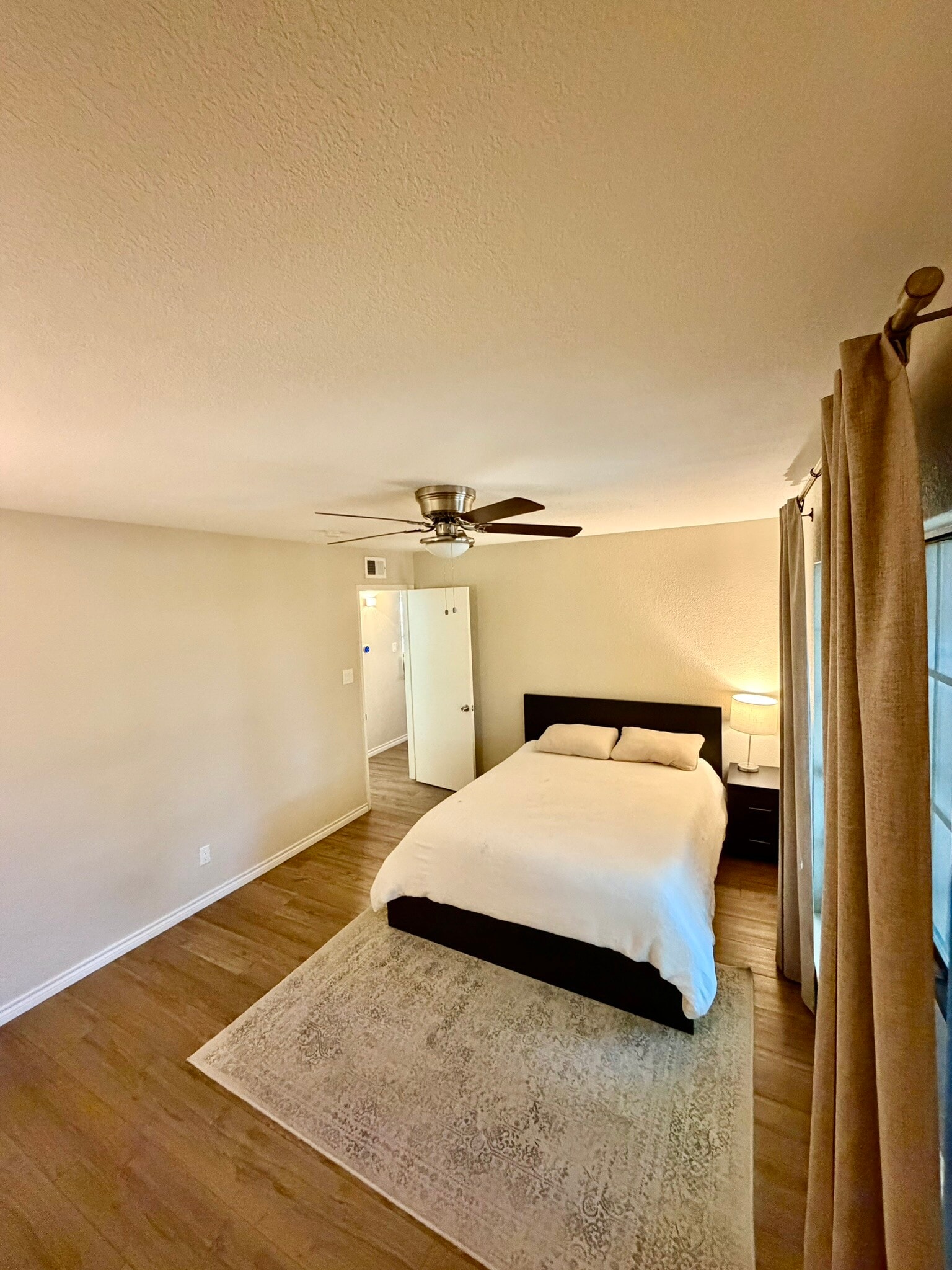 Master Bedroom - 6824 Fryer St