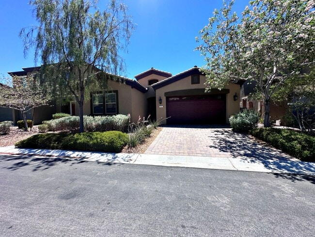 Building Photo - 71 Newton Ridge Way
