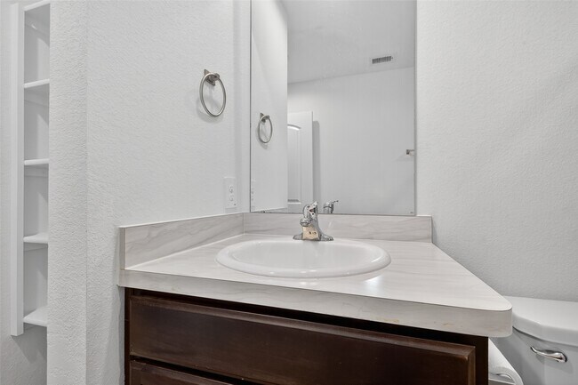 Building Photo - 21230 Violet Dusk Dr