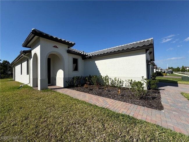 Building Photo - 5277 Marano Dr