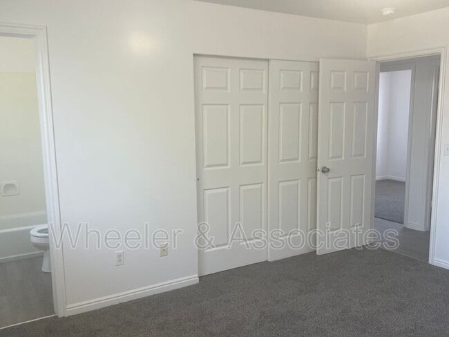 Building Photo - 5456 S 4125 W