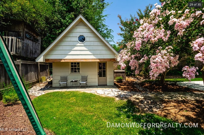 Building Photo - 3678 Cavalier Dr