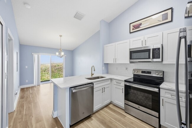 Building Photo - 750 S Grand Hwy