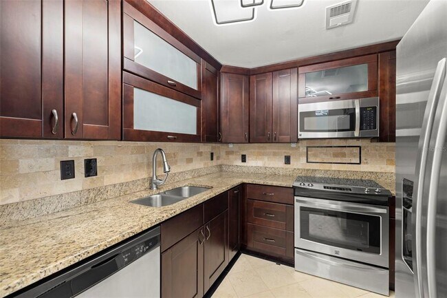 Building Photo - 345 Bayshore Blvd