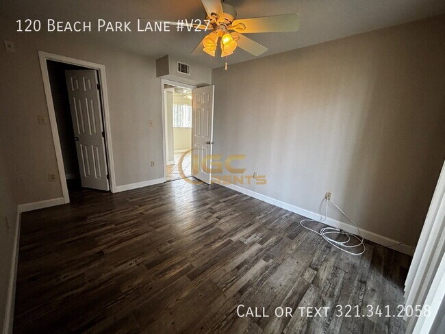 Building Photo - 120 Beach Park Ln