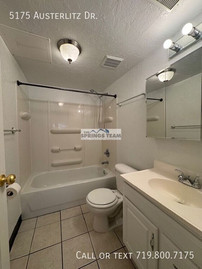 Building Photo - 5175 Austerlitz Dr