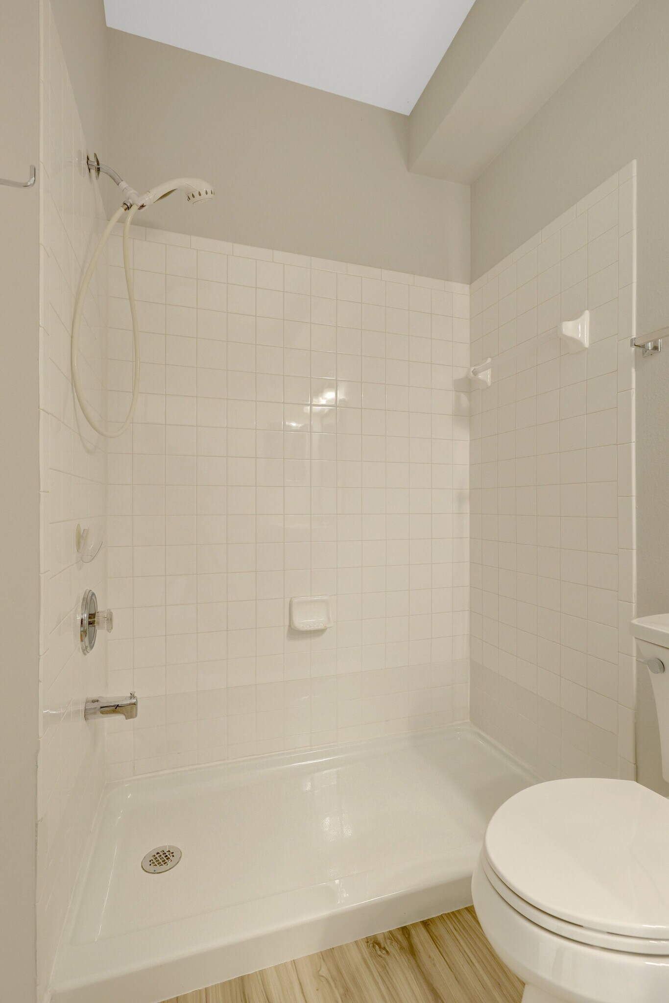 Building Photo - 42421 Rockrose Sq