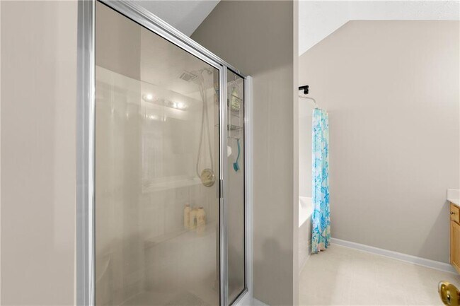 Building Photo - 3751 Roxfield Dr NE