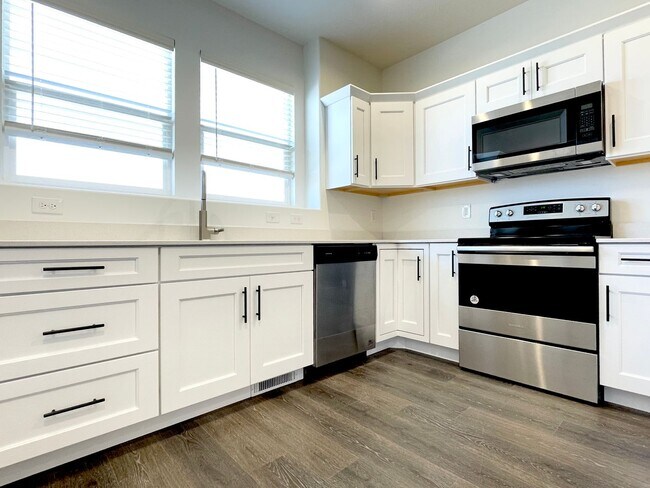Building Photo - 4411 W Monument Peak Dr