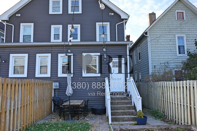 Building Photo - 148 N Monroe Ave