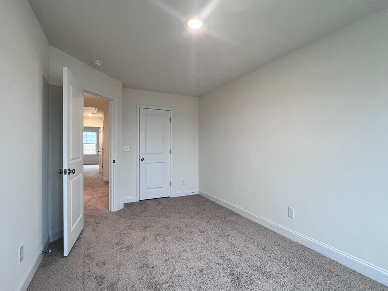 Building Photo - 4959 Caddis Bnd