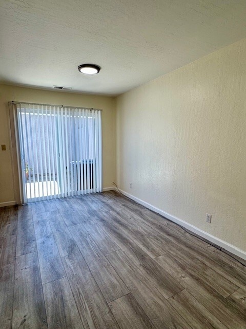 Building Photo - 361 Pantano Cir