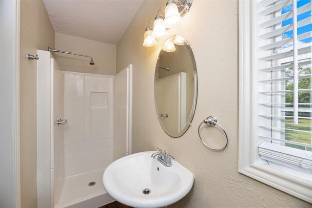 Building Photo - 8823 San Benito Way