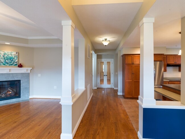Building Photo - 2616 GREENPORT Dr