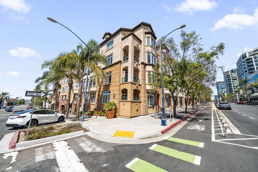 Building Photo - 2400 5Th Ave