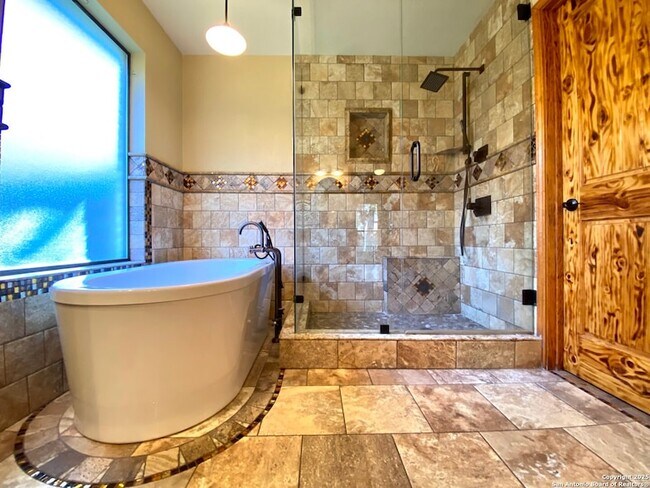 Building Photo - 8911 Shady Leaf