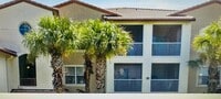 Building Photo - 827 Camargo Way