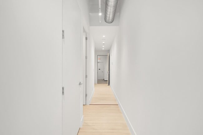 Building Photo - 1515 14th St NW