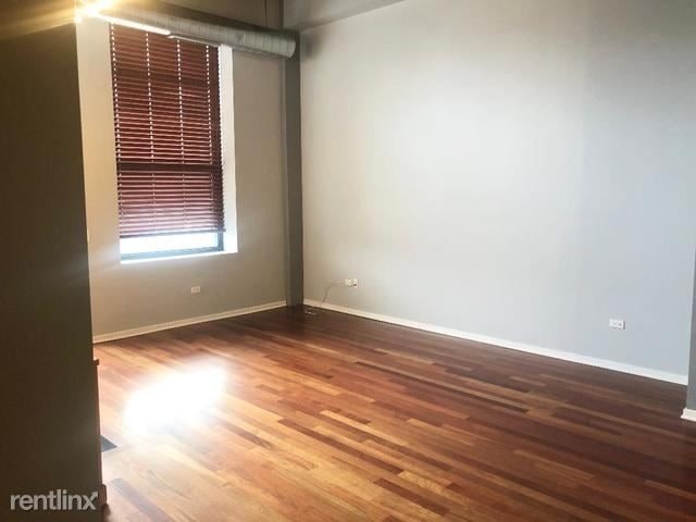 Building Photo - 1645 W Jackson Blvd