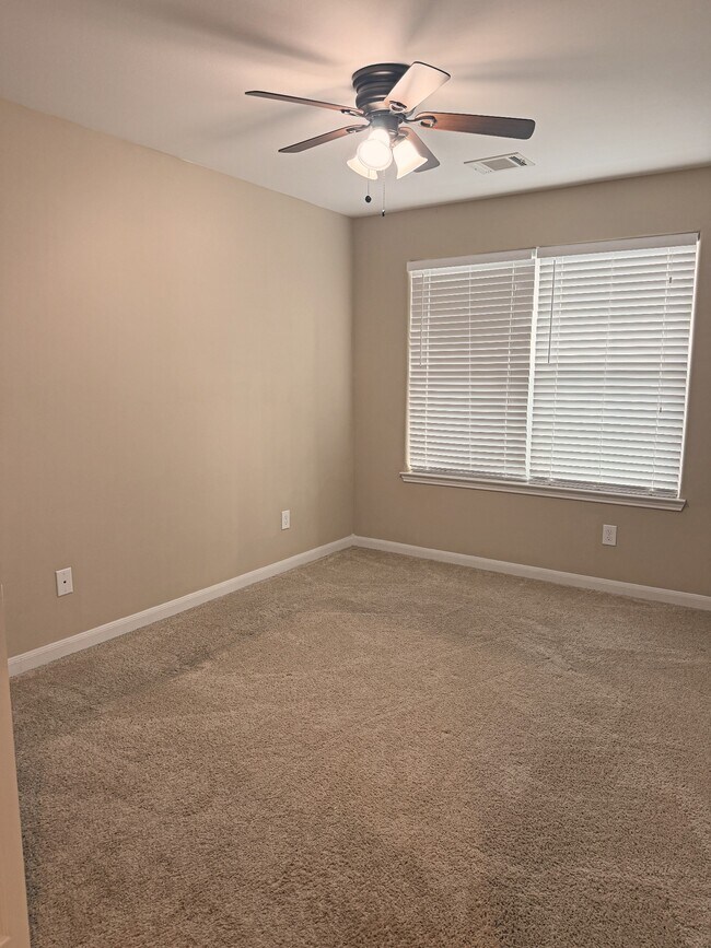 Building Photo - 17145 Wilthorne Gardens Ct