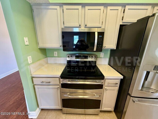 Building Photo - 2927 Waters View Cir