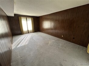 Building Photo - 186 Peppertree Dr