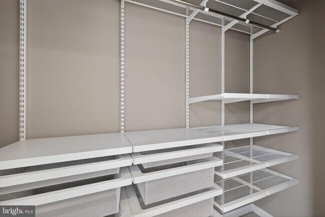 Building Photo - 1455A N Van Dorn St