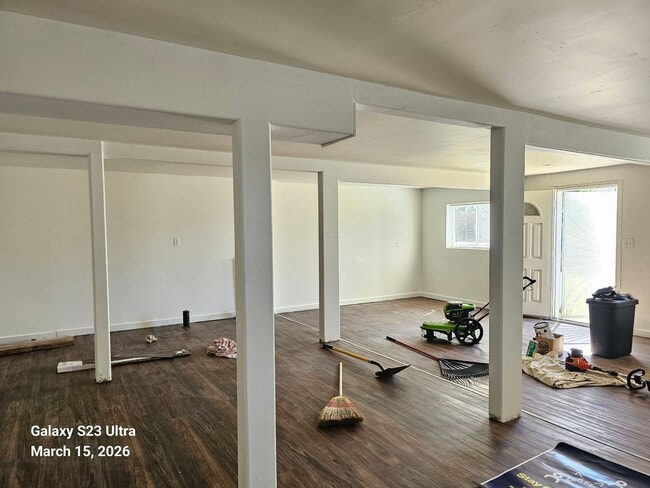 Building Photo - 19141ravenhillroad.is4lease.com