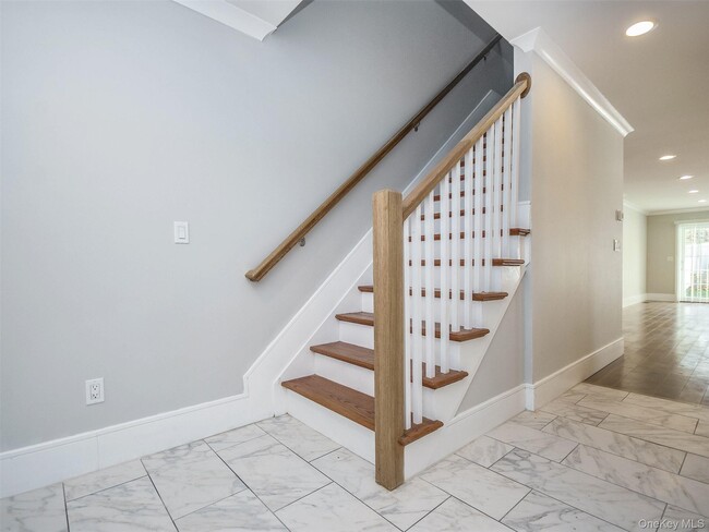 Building Photo - 15 Dunes Ln