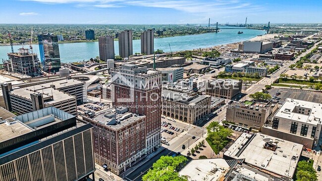 Building Photo - 525 W Lafayette Blvd