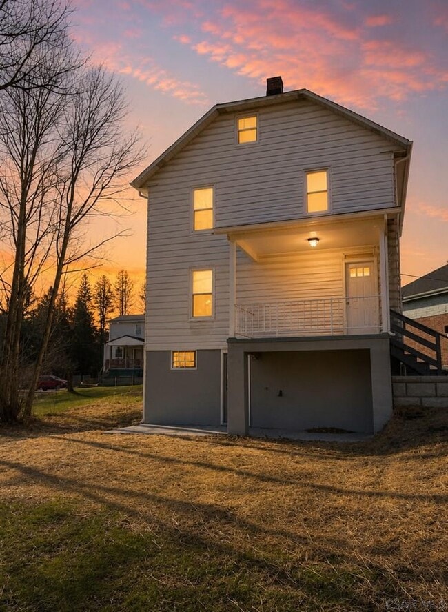 Building Photo - 1727 Scalp Ave