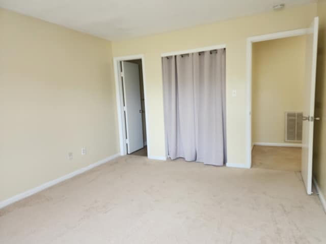 Building Photo - 5326 Lake Victoria Arch