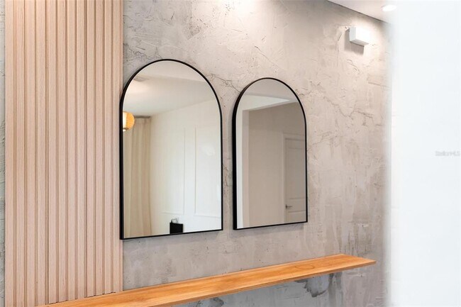 Building Photo - 3857 Branding Iron Bnd