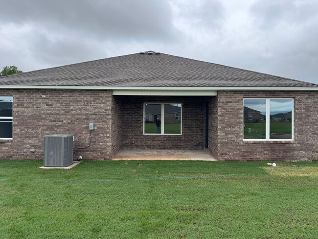 Building Photo - Brand New 4 Bedroom in Bixby