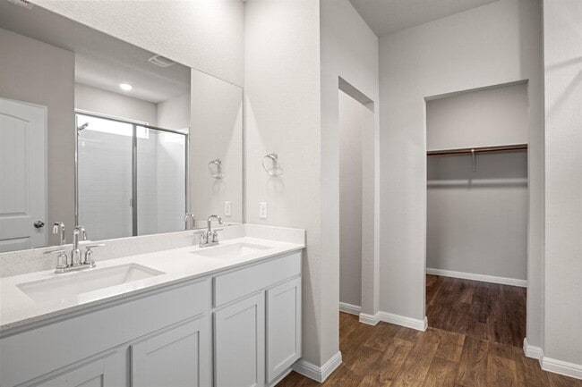 Building Photo - 217 Tributary Way