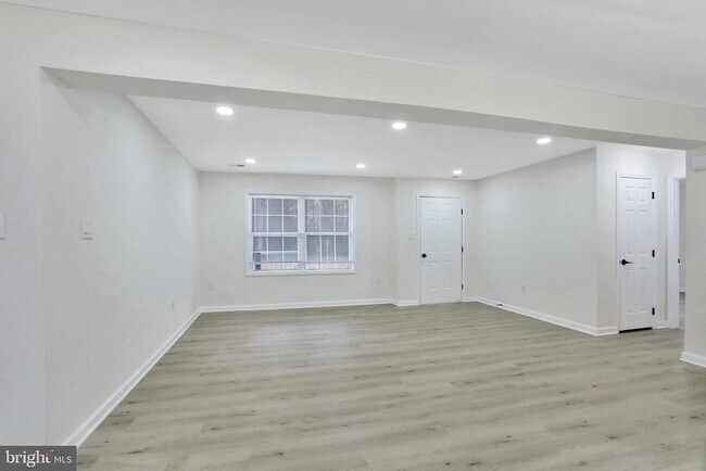 Building Photo - 35355 Hamlin School Ln