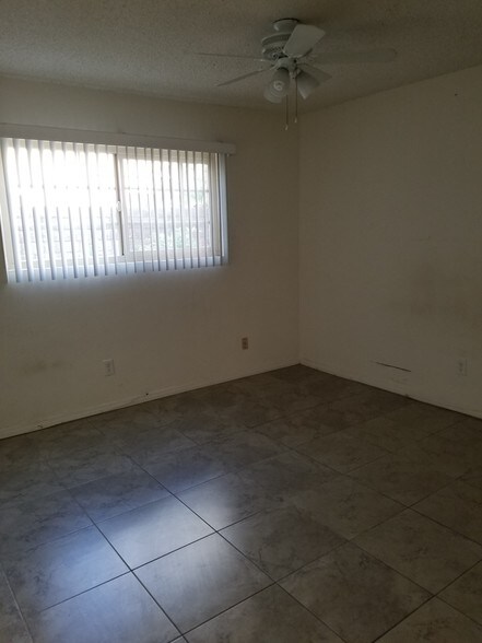 Building Photo - 4361 Green Ave