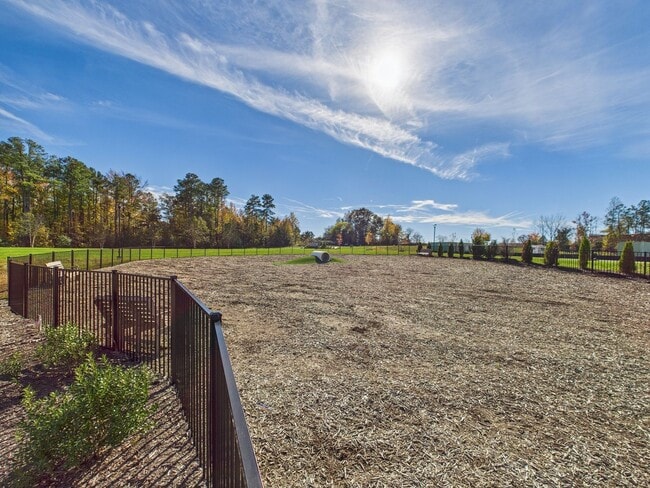 Building Photo - 2802 Calgary Ln