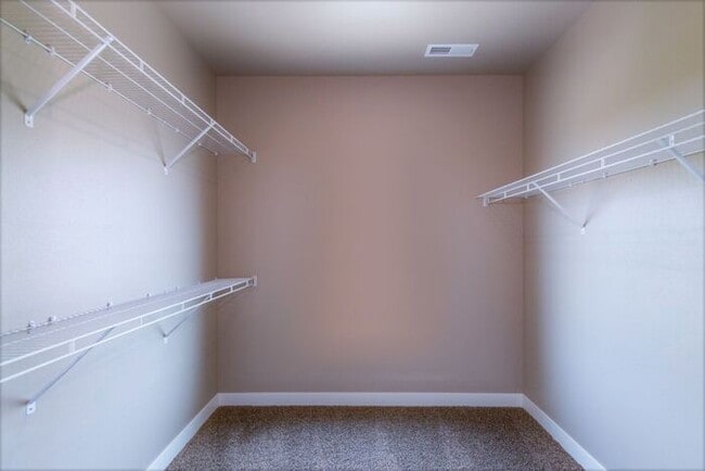 Building Photo - $1,625 | 2 Bedroom, 2 Bathroom Luxury CONDO | PET Friendly* | Sublease* | Available for February ...