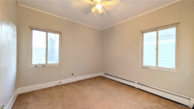 Building Photo - 95 Rand Ave