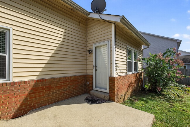 Building Photo - 3531 Cave Hill Pl
