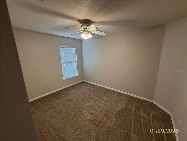 Building Photo - 2611 Vinedale Ave