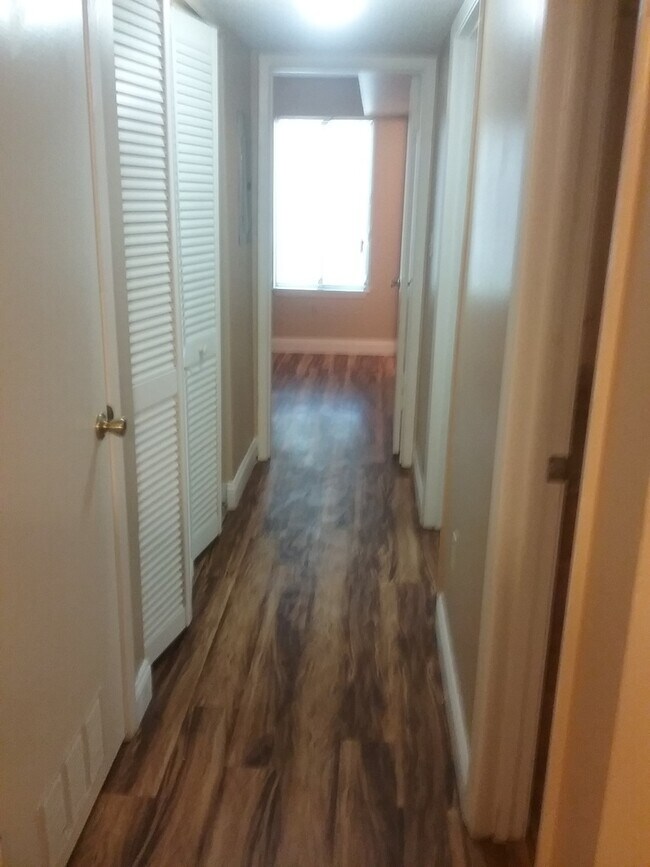 Building Photo - 3506 Sable Palm Ln