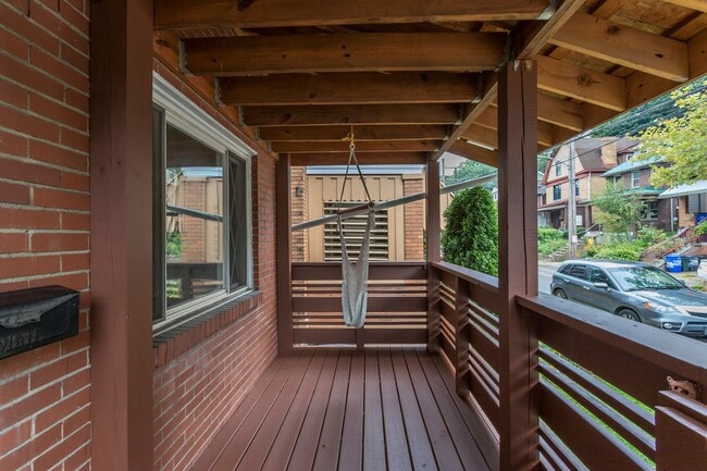 Building Photo - Classic Brick 2 Story Traditional Home in the heart of Swissvale.  Available Immediately.